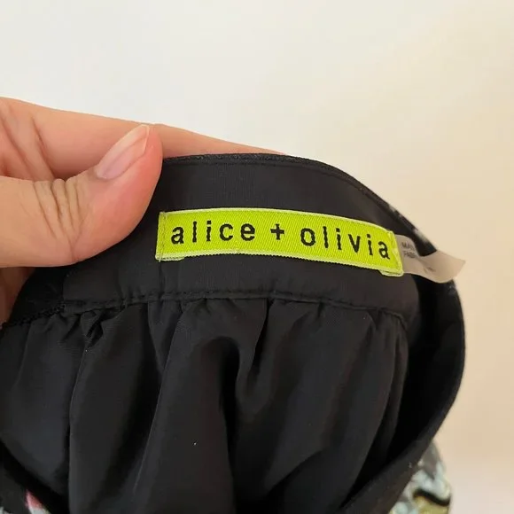 ALICE + OLIVIA FLORAL SKIRT - Picture 5 of 5